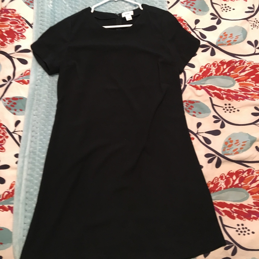 Old Navy Black Shift Dress